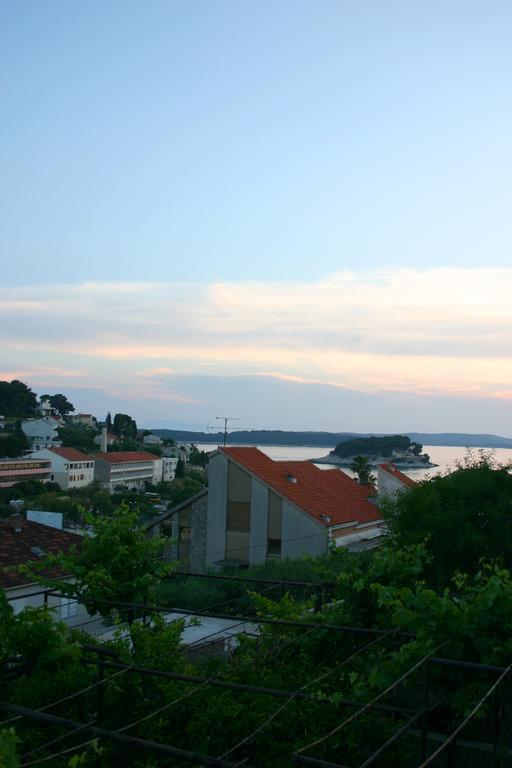 Cozy New Flat For 2 Or 3 Appartement Hvar Town Buitenkant foto
