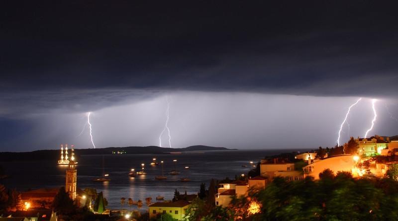 Cozy New Flat For 2 Or 3 Appartement Hvar Town Buitenkant foto