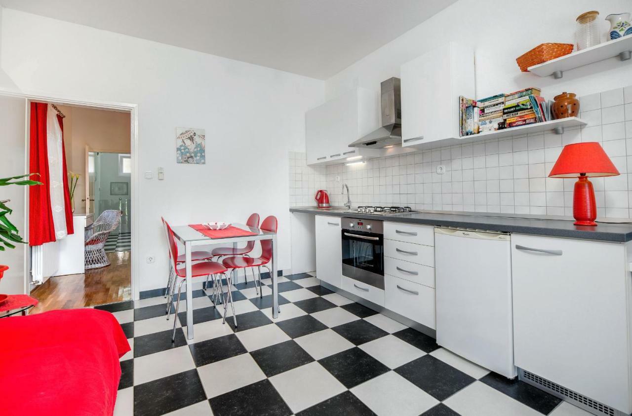 Cozy New Flat For 2 Or 3 Appartement Hvar Town Buitenkant foto