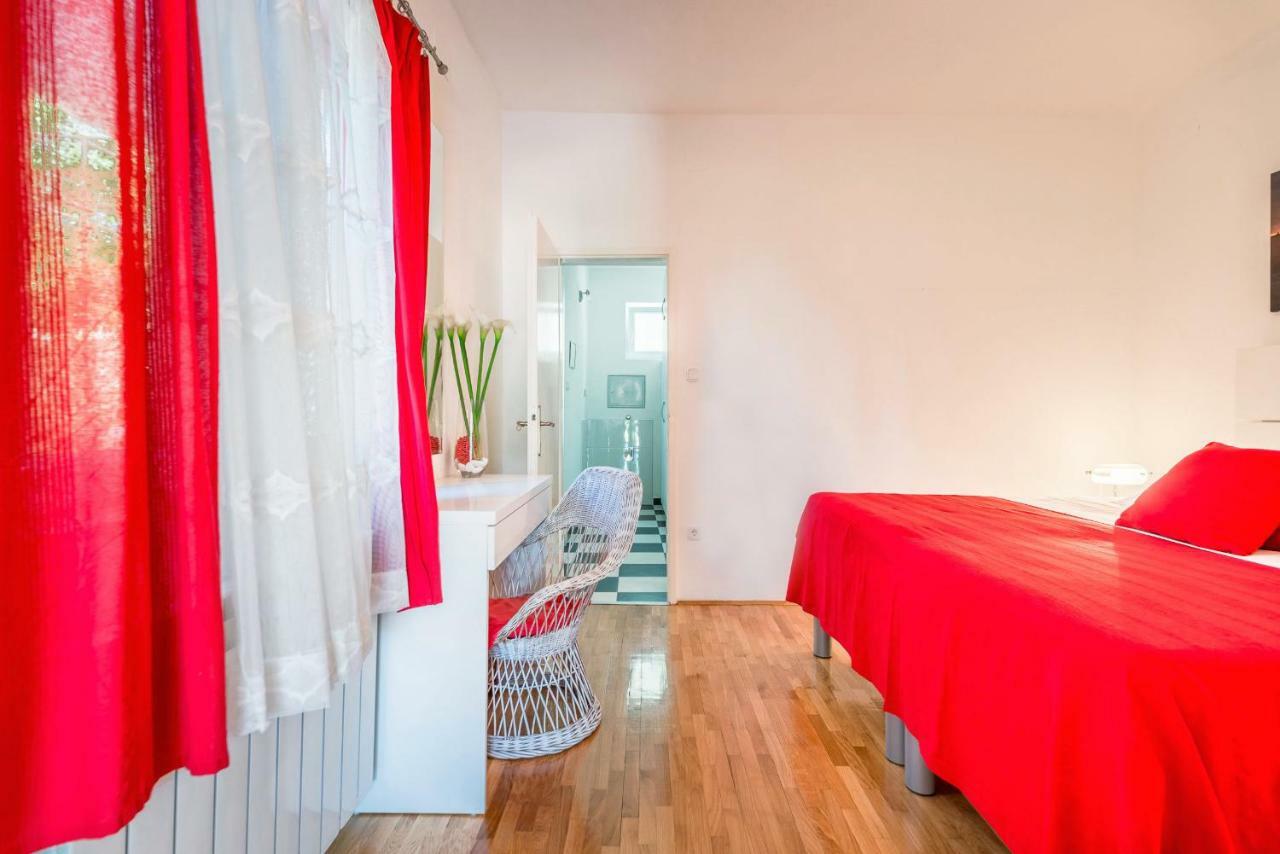 Cozy New Flat For 2 Or 3 Appartement Hvar Town Buitenkant foto